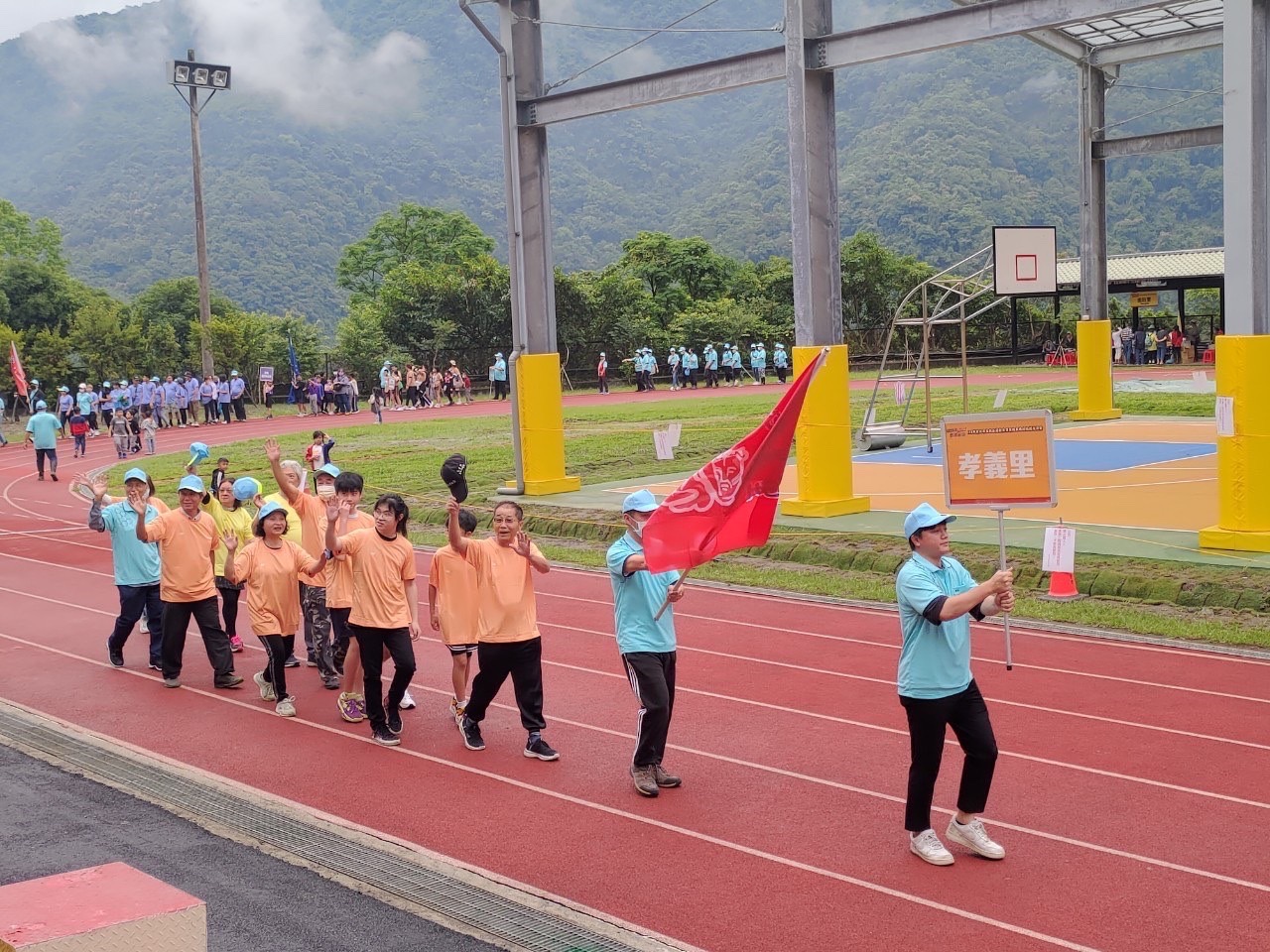 孝義里選手進場