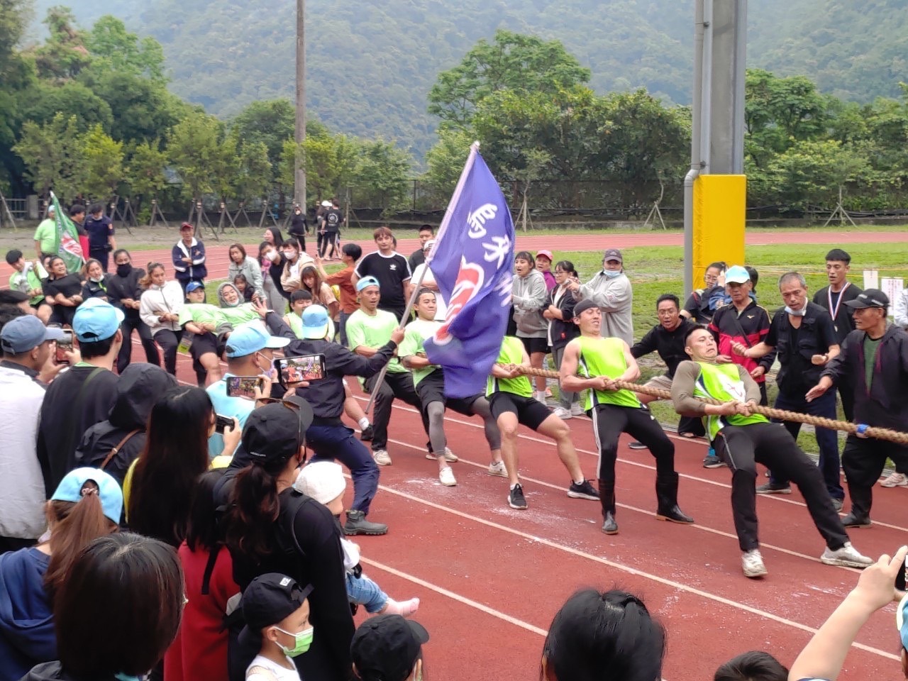 烏來里拔河比賽